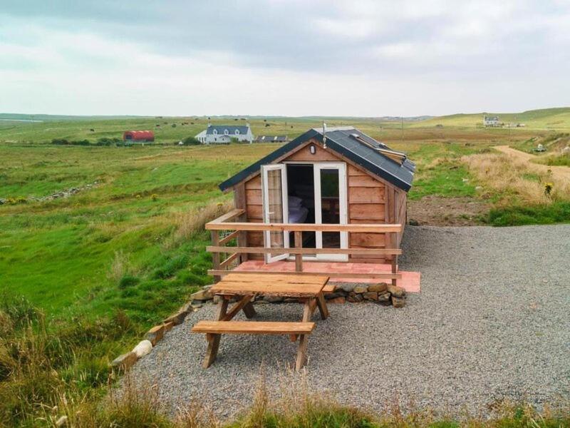 North Uist Lodges Tigharry Extérieur photo